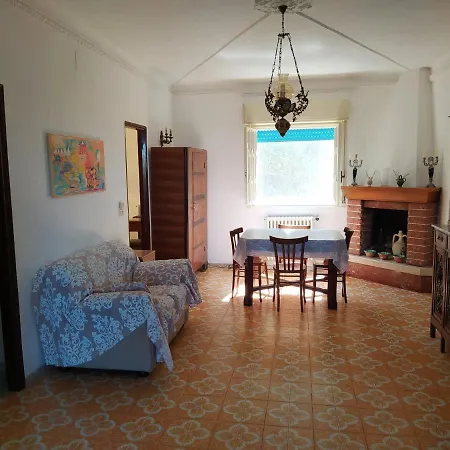 La Casa Nel Bosco Дом отдыха Монополи