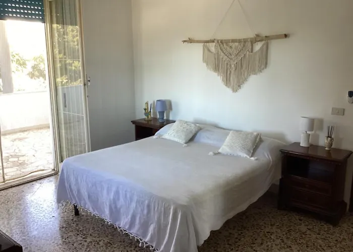 La Casa Nel Bosco Дом отдыха Монополи