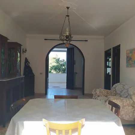 בית נופש La Casa Nel Bosco *
